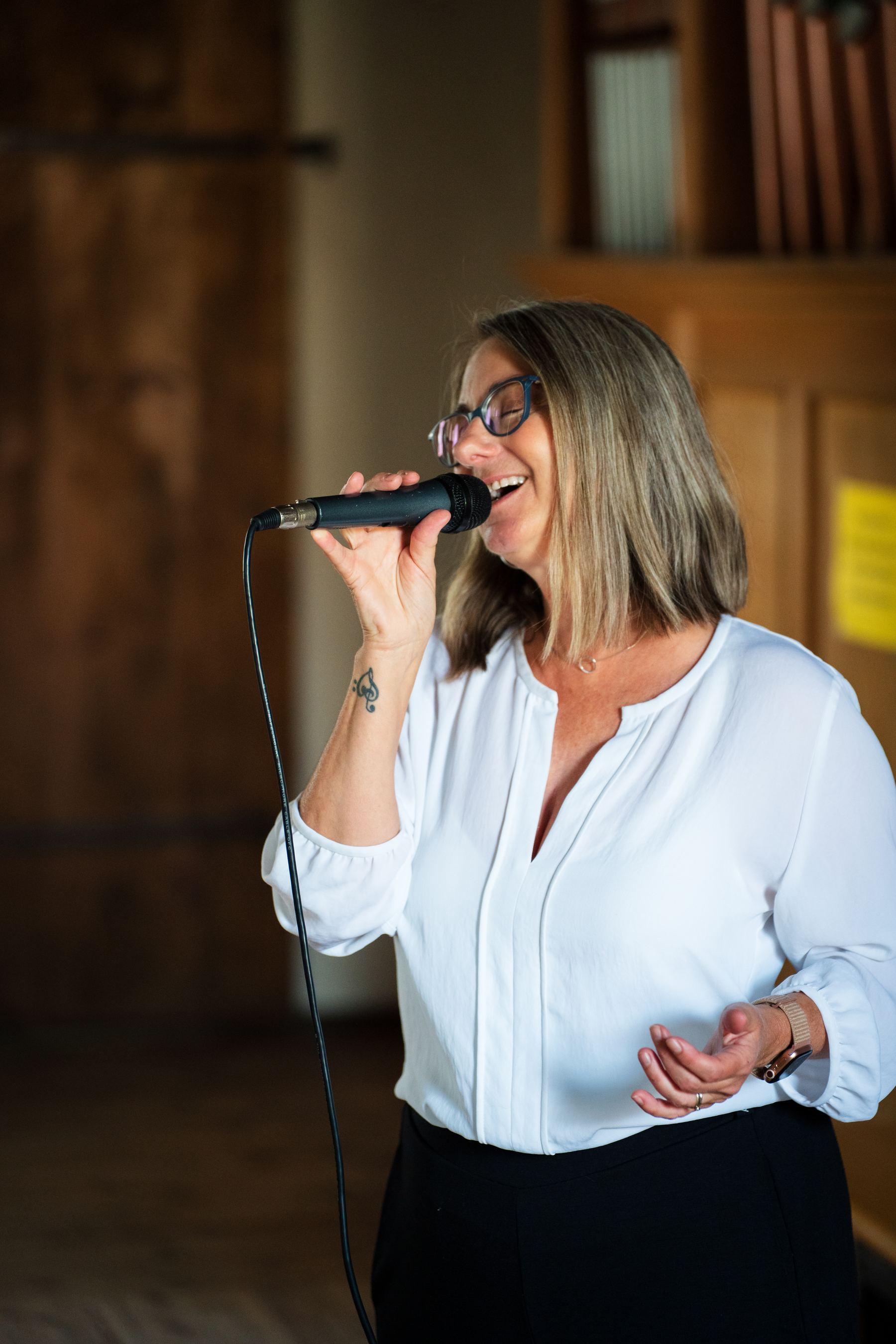 Anke Lopez singt bei einer Hochzeit
